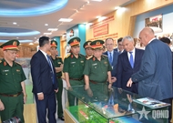 Chairman of Russian State Duma visits Vietnam-Russia Tropical Center, Vietnam Military History Museum